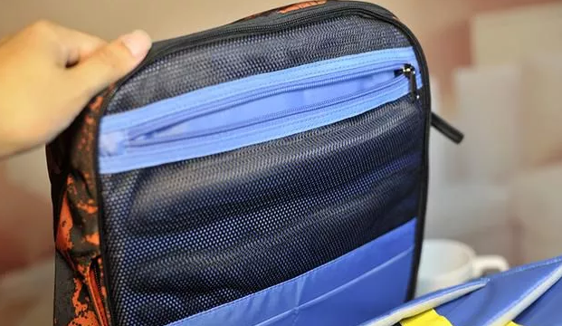 礼品背包定制,双肩背包生产厂家,背包定制,双肩背包厂家,包包定制厂家,