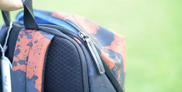 礼品背包定制,双肩背包生产厂家,背包定制,双肩背包厂家,包包定制厂家,