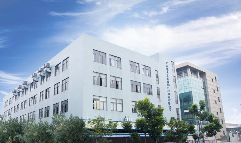 手把手教你怎么挑选双肩包定制厂家