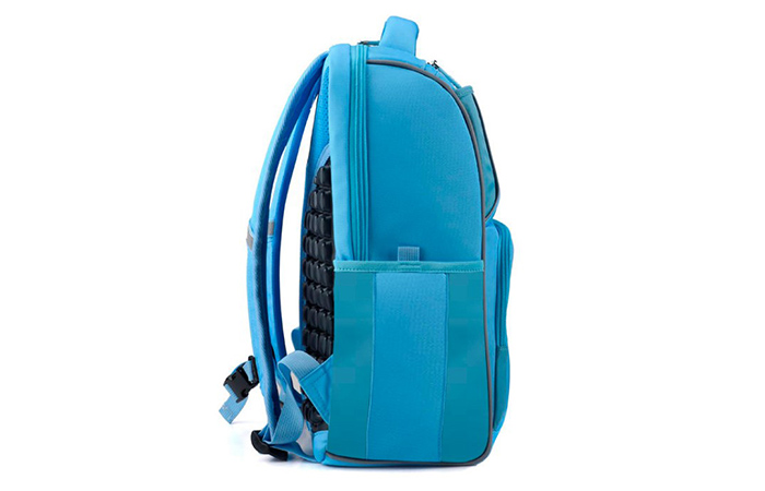 恩博士——陪伴孩子的童年背包