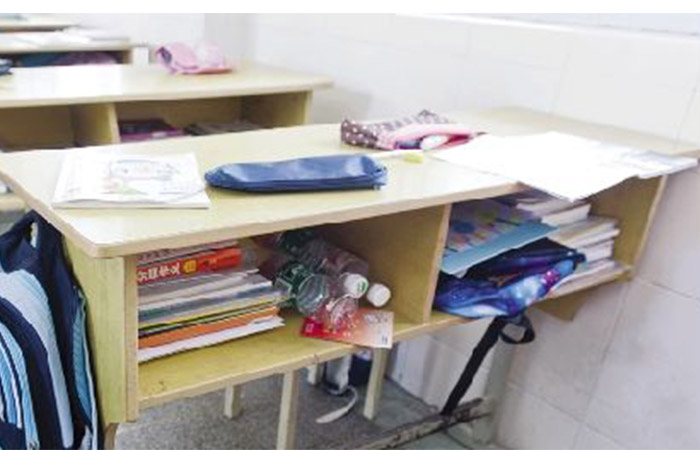 书包生产厂家,箱包厂家,书生书包定制,双肩背包订做