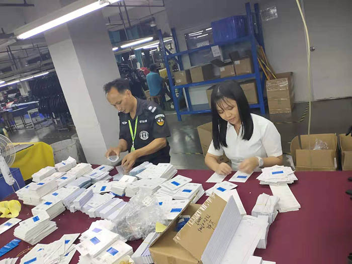 礼品背包定制,双肩背包生产厂家,双肩背包厂家,包包定制厂家,背包定制