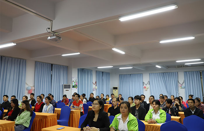 箱包厂家,双肩背包定制,北京订做背包,礼品背包定制,双肩背包厂家