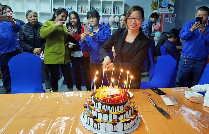 今夜属于你们的夜晚，豪门国际同仁们生日快乐！