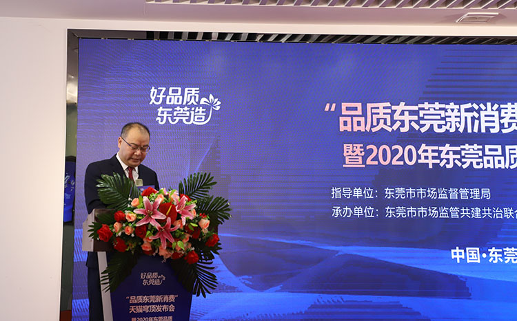 双肩包,礼品背包定制,双肩背包定制,箱包厂家,书包定制