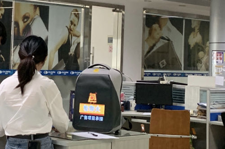 箱包厂,背包厂家礼品背包订做,广告背包订做,地摊经济