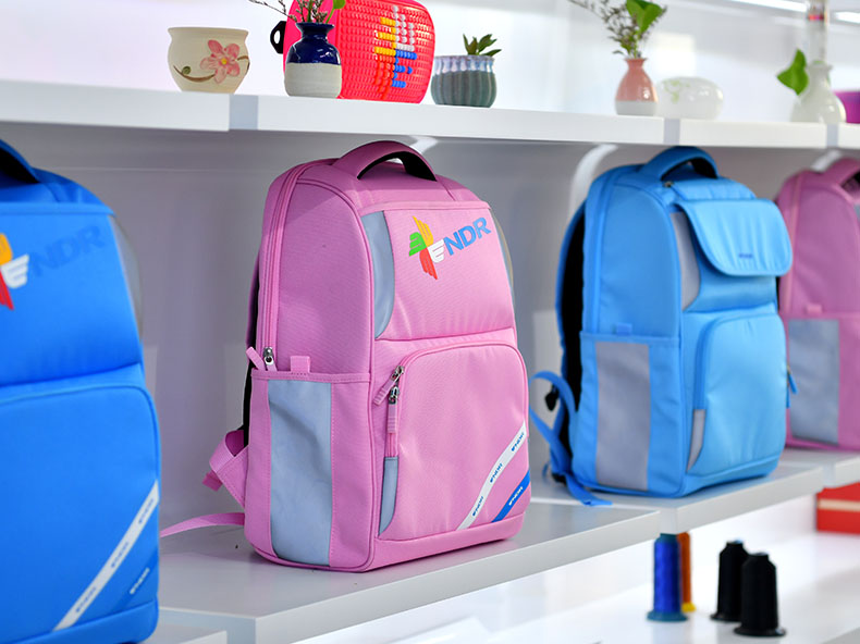 <strong> 求学路，起起伏伏|人生很贵，请对自己负责——恩博士书包</strong>