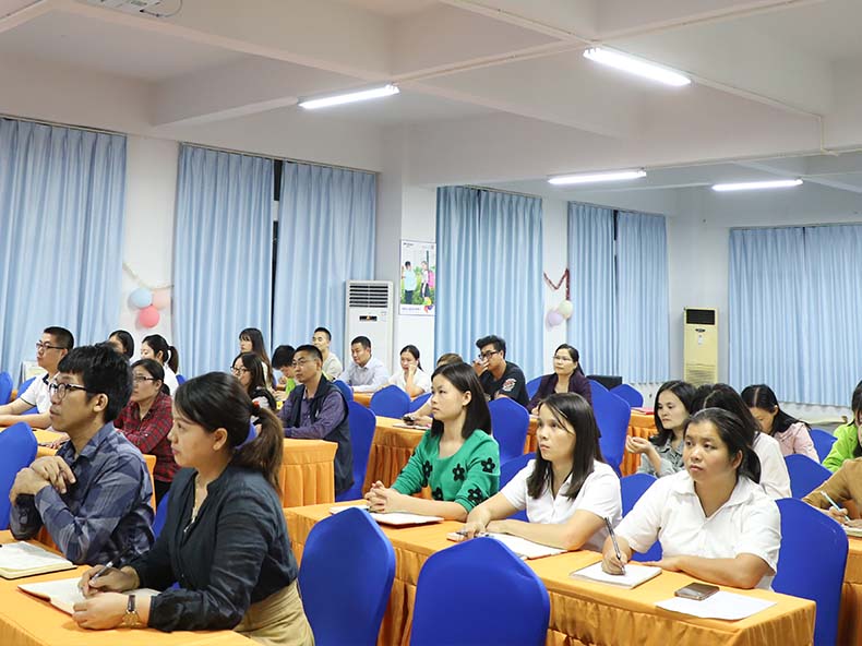 <strong>当地震来临时该怎么逃生双肩包厂家给你涨知识</strong>