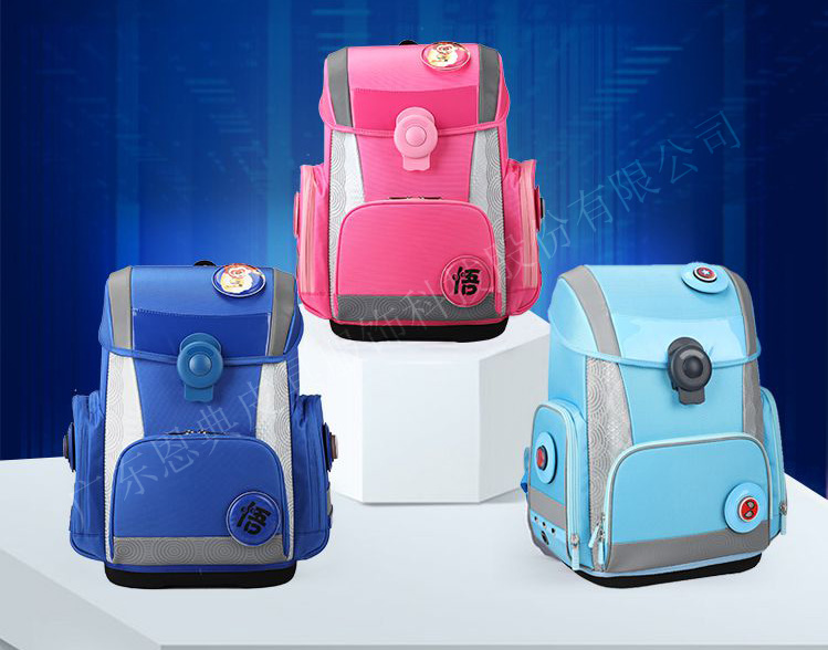 书包生产定制厂家.jpg 书包定制,双肩包生产厂家,书包工厂,双肩包定制,箱包厂家