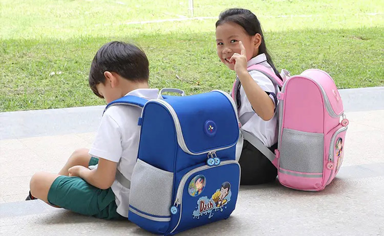 1602077307483428.jpg 护脊书包定制,小学生书包定制,书包生产厂家,书包工厂,书包订做