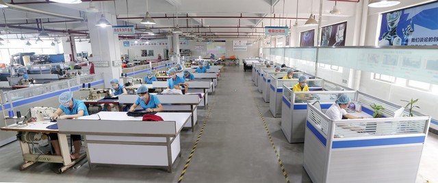 广东双肩包厂家 广东双肩包厂家