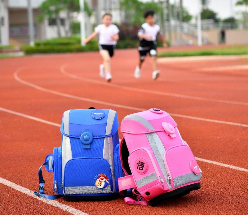 书包厂家 书包厂家