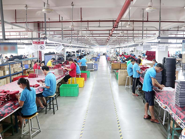 广东双肩包厂家,深圳背包定做logo,礼品背包定做厂家,电脑背包订做