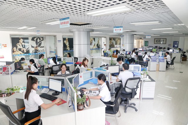 双肩包旅行包厂,双肩包定制厂家,双肩背包商务背包厂,东莞茶山新秀丽背包,双肩电脑背包订做 双肩包旅行包厂,双肩包定制厂家,双肩背包商务背包厂,东莞茶山新秀丽背包,双肩电脑背包订做