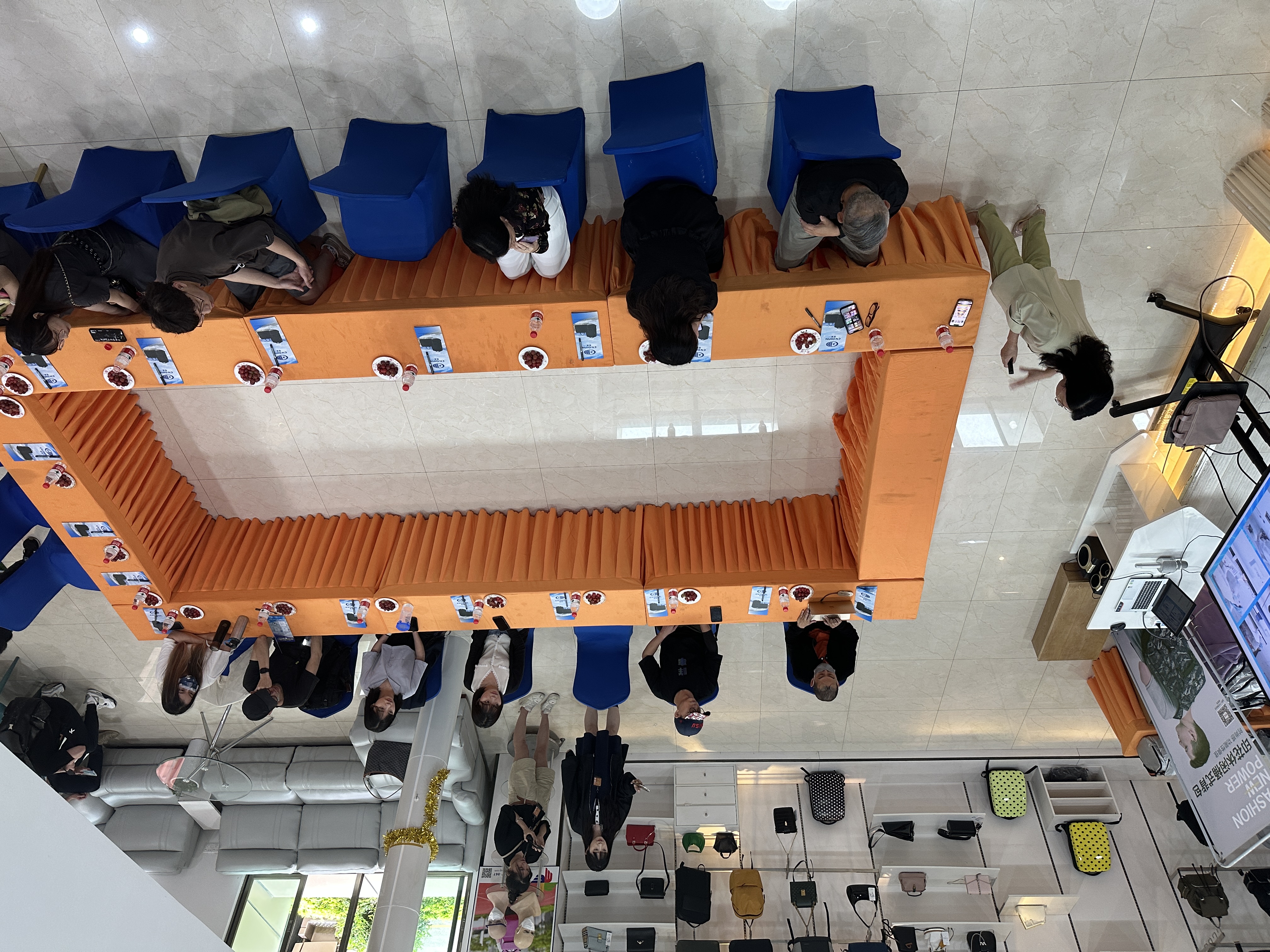 “文创产品的市场化与供应链如何整合”座谈 “文创产品的市场化与供应链如何整合”座谈