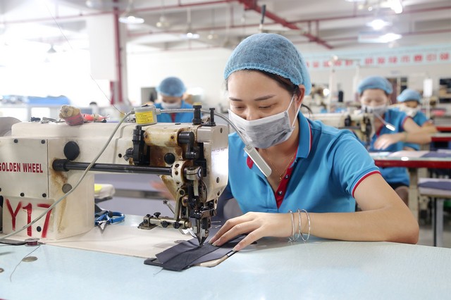 礼品背包定制,礼品背包厂家,广东背包厂家