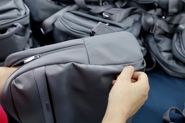 东莞背包定制,背包定制厂家,背包源头工厂