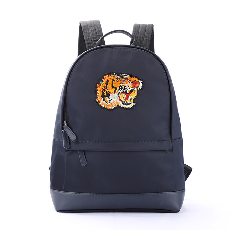 广州的箱包厂家有哪些 豪门国际科技 背包工厂 包包生产厂家