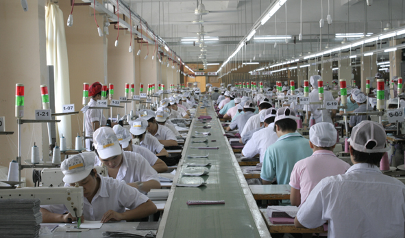 箱包厂,背包厂家礼品背包订做,书包订做,双肩背包订做,新秀丽代工厂家