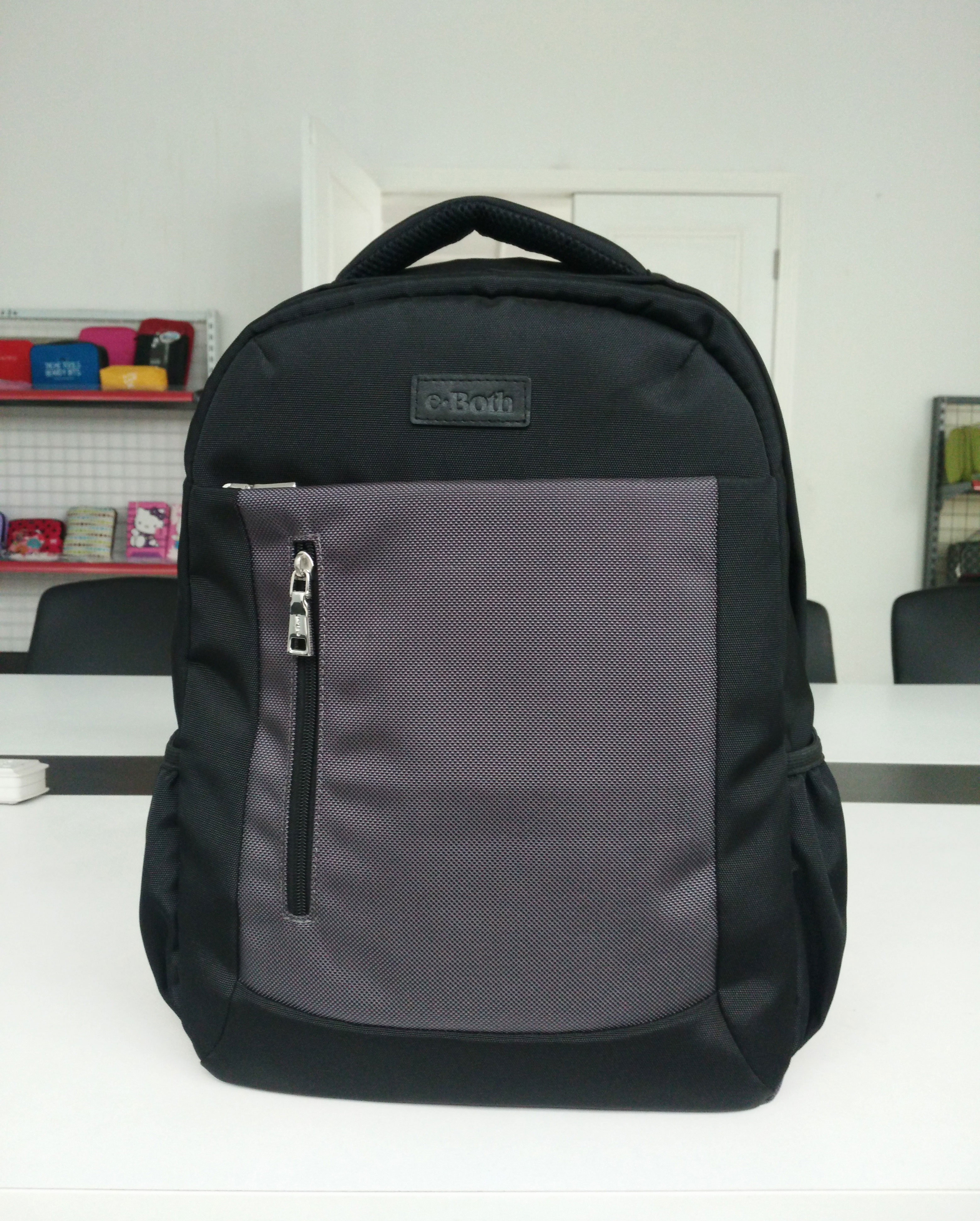 礼品背包定制,包包定制厂家,背包定制,双肩背包生产厂家,双肩背包厂家