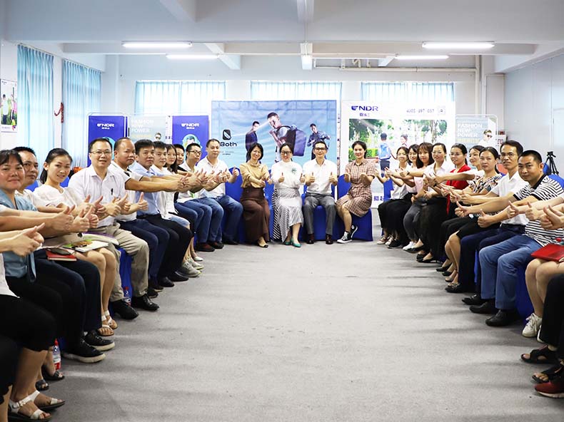 背包厂家|萨提亚冰山理论之学以致用