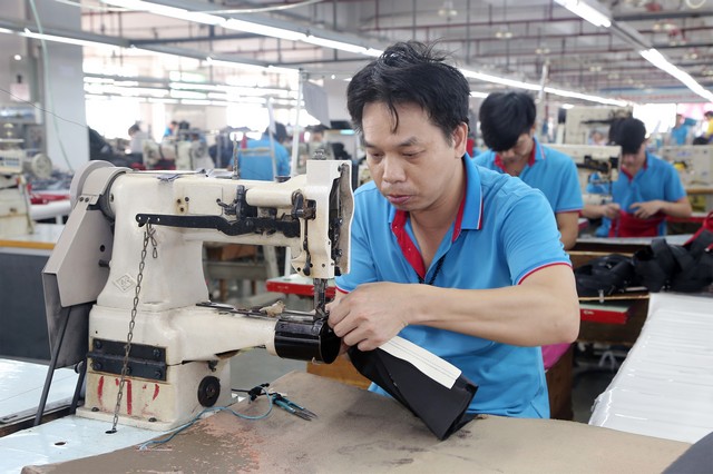 礼品背包定制-起到广告宣传作用