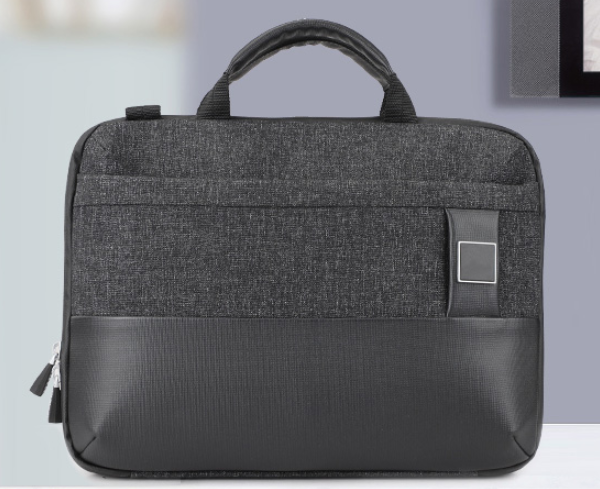 男士公文包定制厂家-25年代工定制