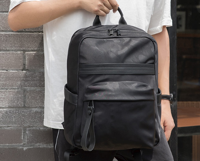 东莞订制电脑背包-质量合格率达99.9%