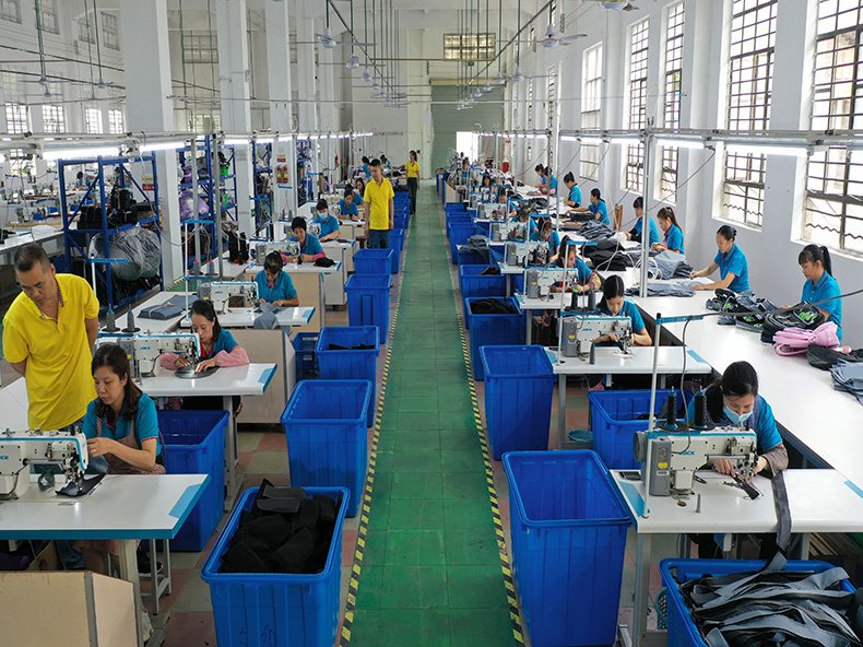 东莞双肩包源头代工厂：行业的重要支柱