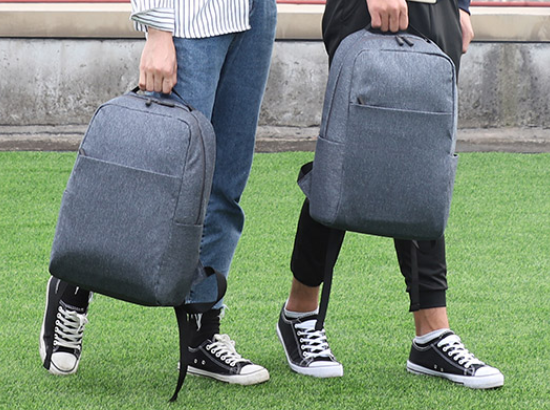 豪门国际科技背包：与您共赴植树节的绿色之约