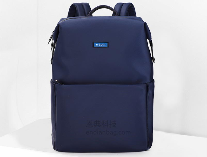 订制休闲双肩背包：你的专属出行伴侣