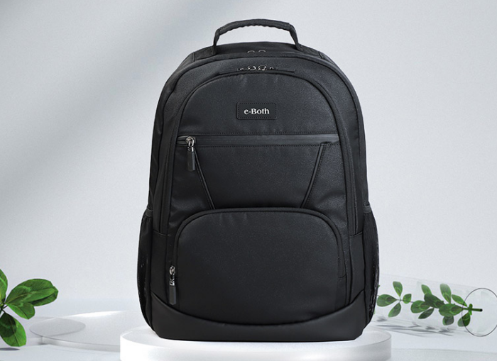 双肩背包定制厂家,一站式定制服务